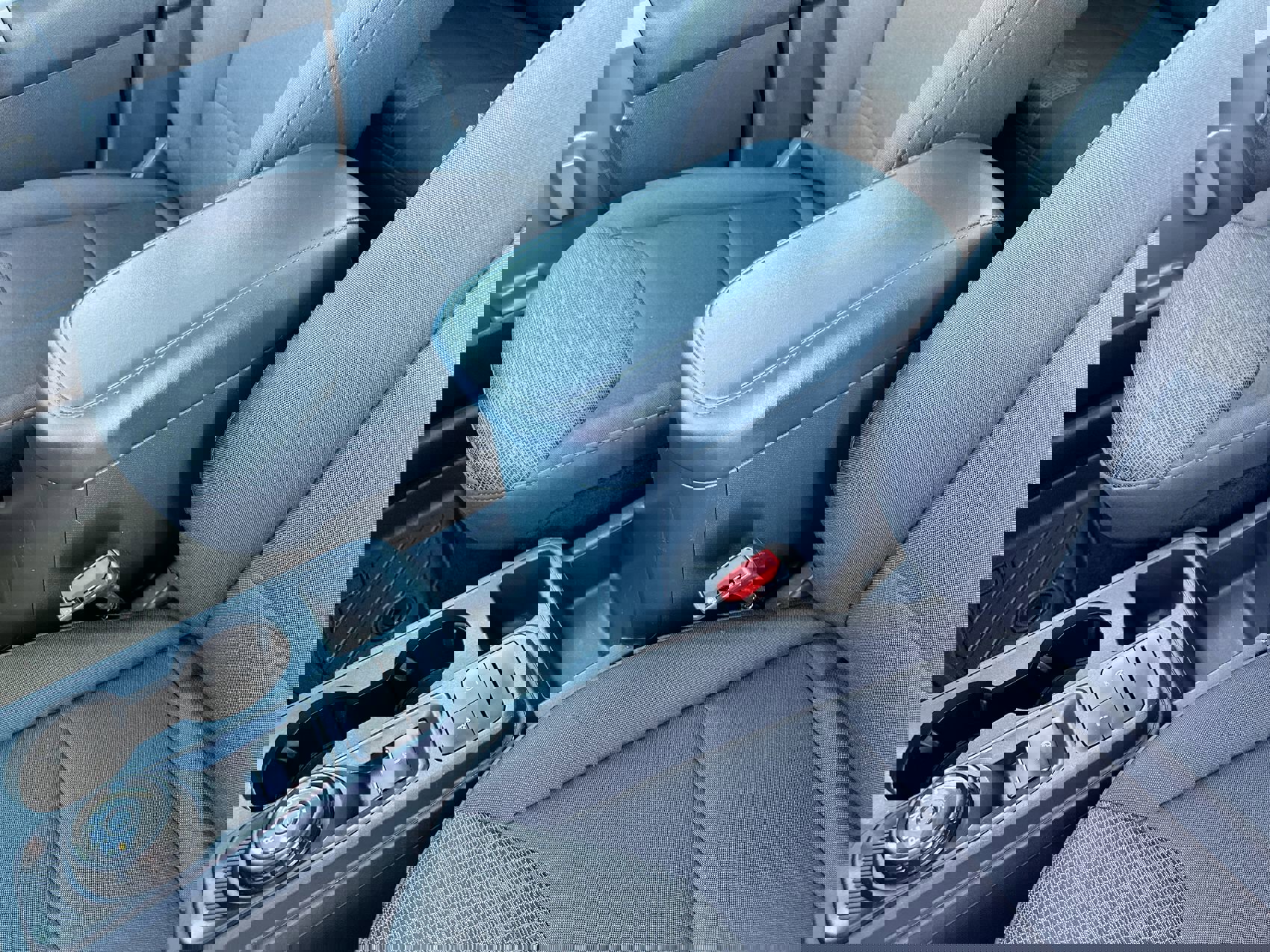 Used 2025 Ford Maverick XL w/ Equipment Group 102A image 20