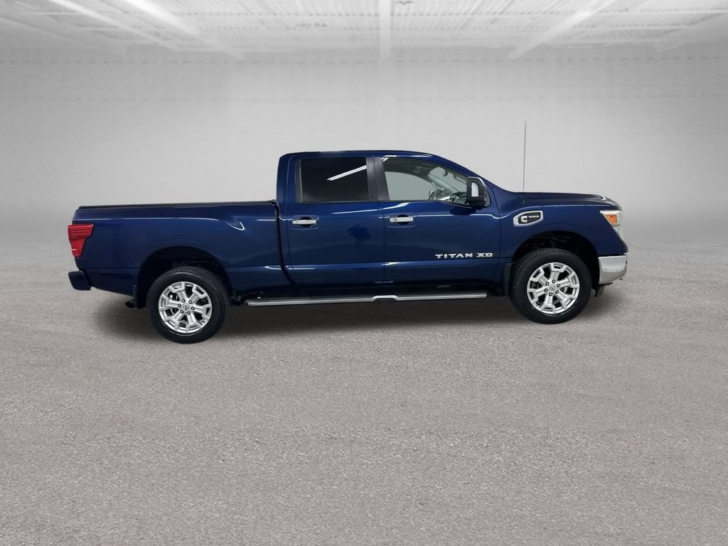 Used 2017 Nissan Titan SV RWD image 16