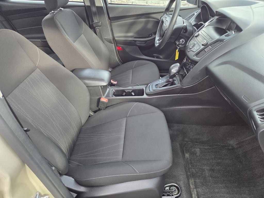 Used 2018 Ford Focus SE image 17