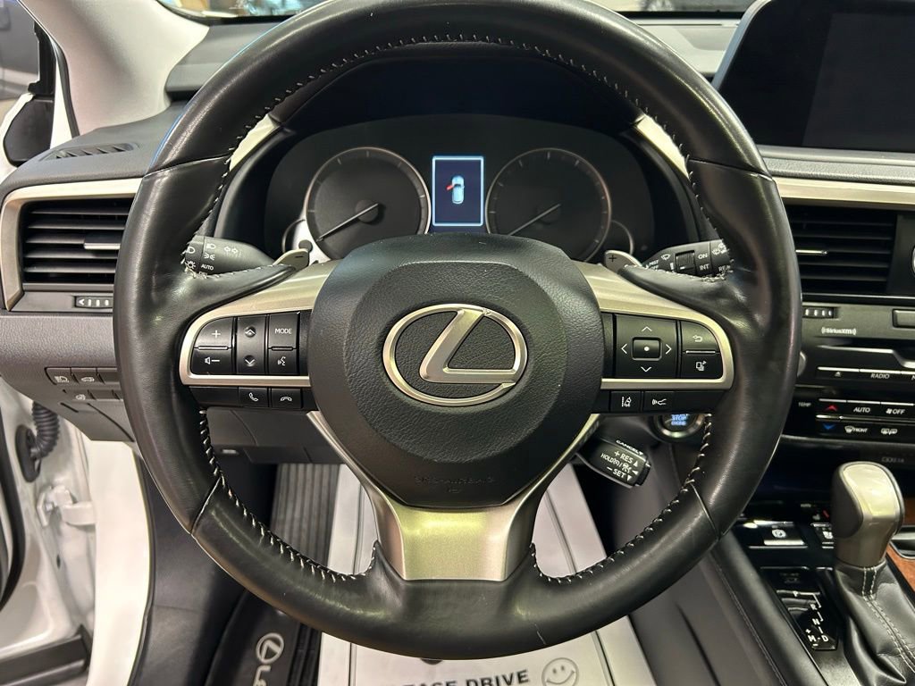 Used 2021 Lexus RX 350L Premium w/ Premium Package AWD/4WD image 12