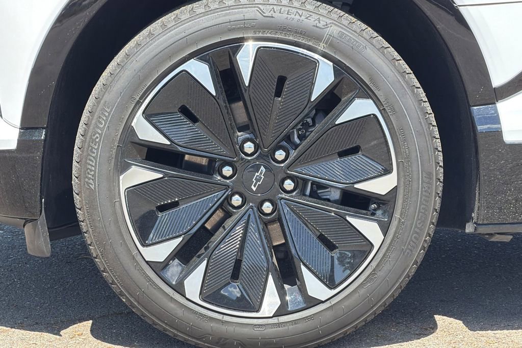 Used 2024 Chevrolet Blazer EV RS image 25
