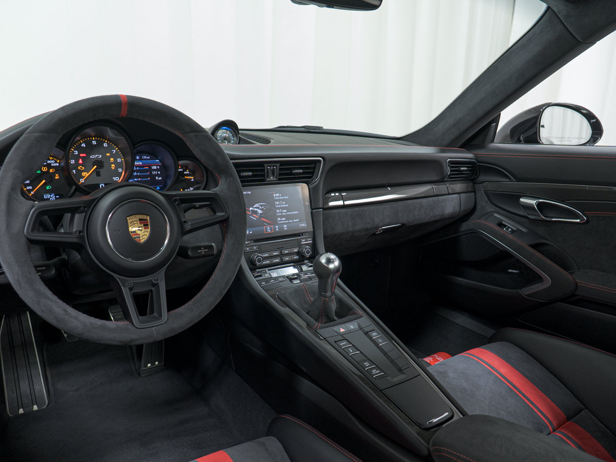 Certified 2018 Porsche 911 GT3 RWD image 25