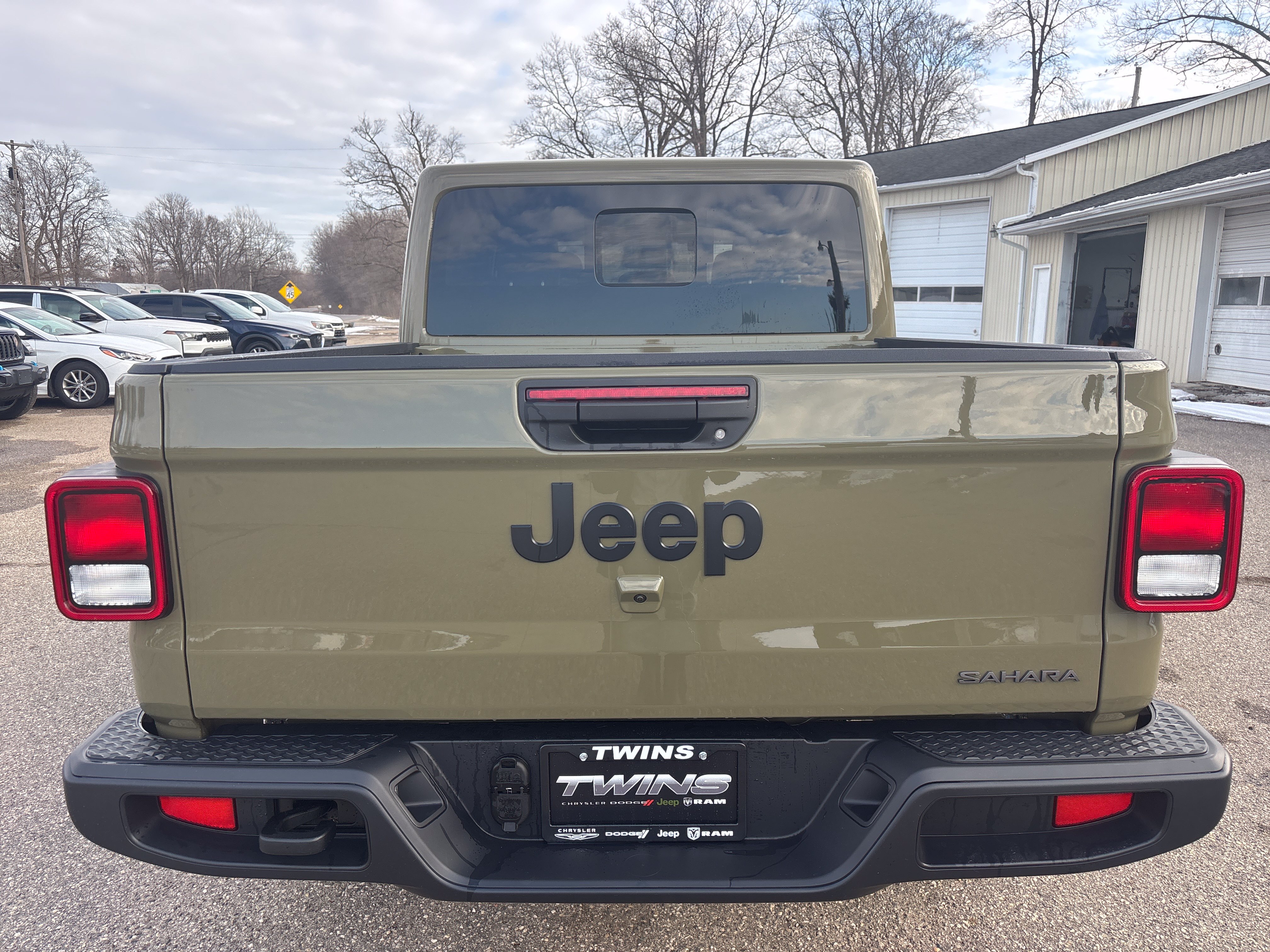 New 2026 Jeep Gladiator Sport AWD/4WD image 4