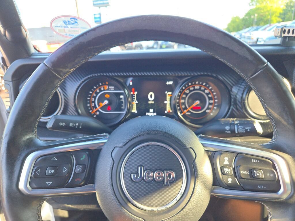 Certified 2020 Jeep Gladiator Overland AWD/4WD image 33