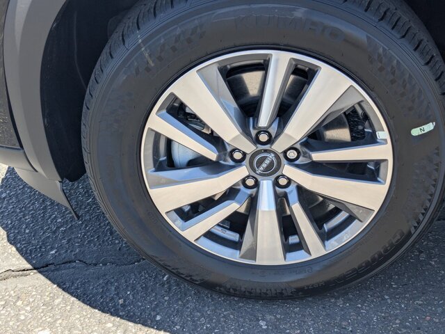 New 2026 Nissan Pathfinder SL FWD image 10