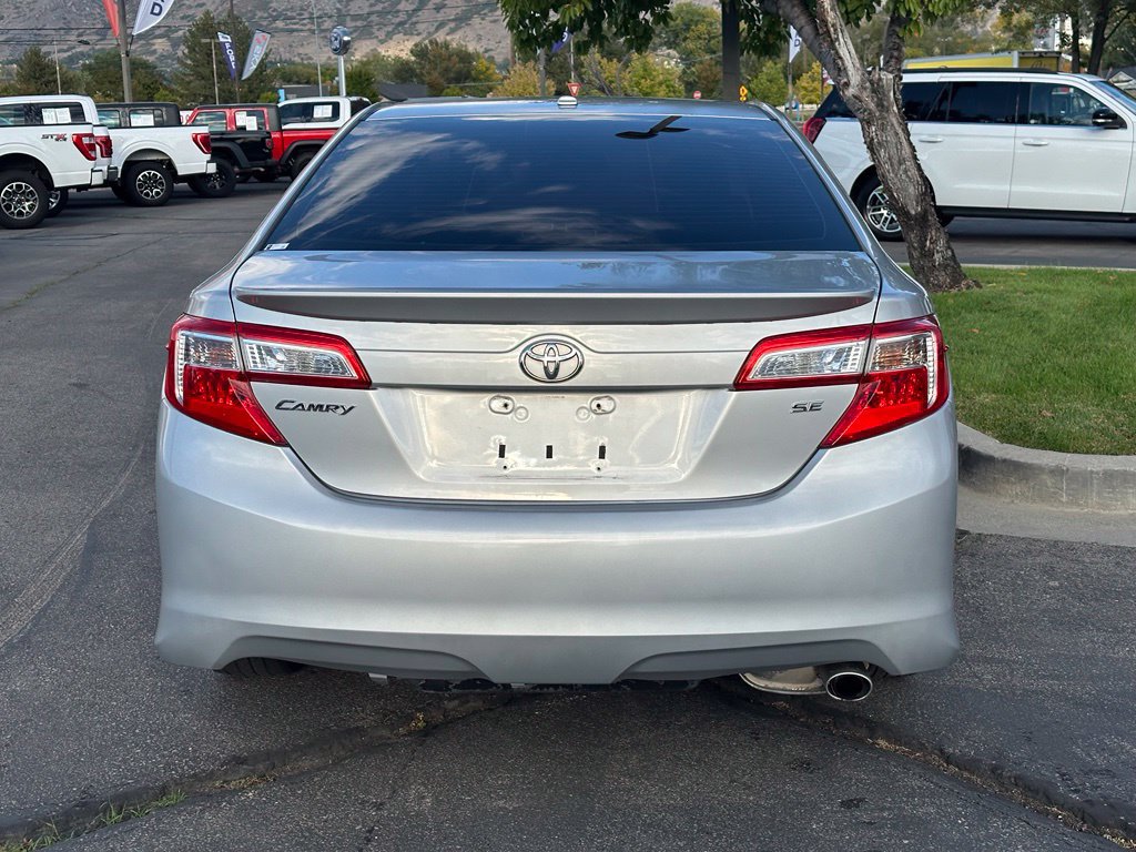 Used 2012 Toyota Camry SE FWD image 8
