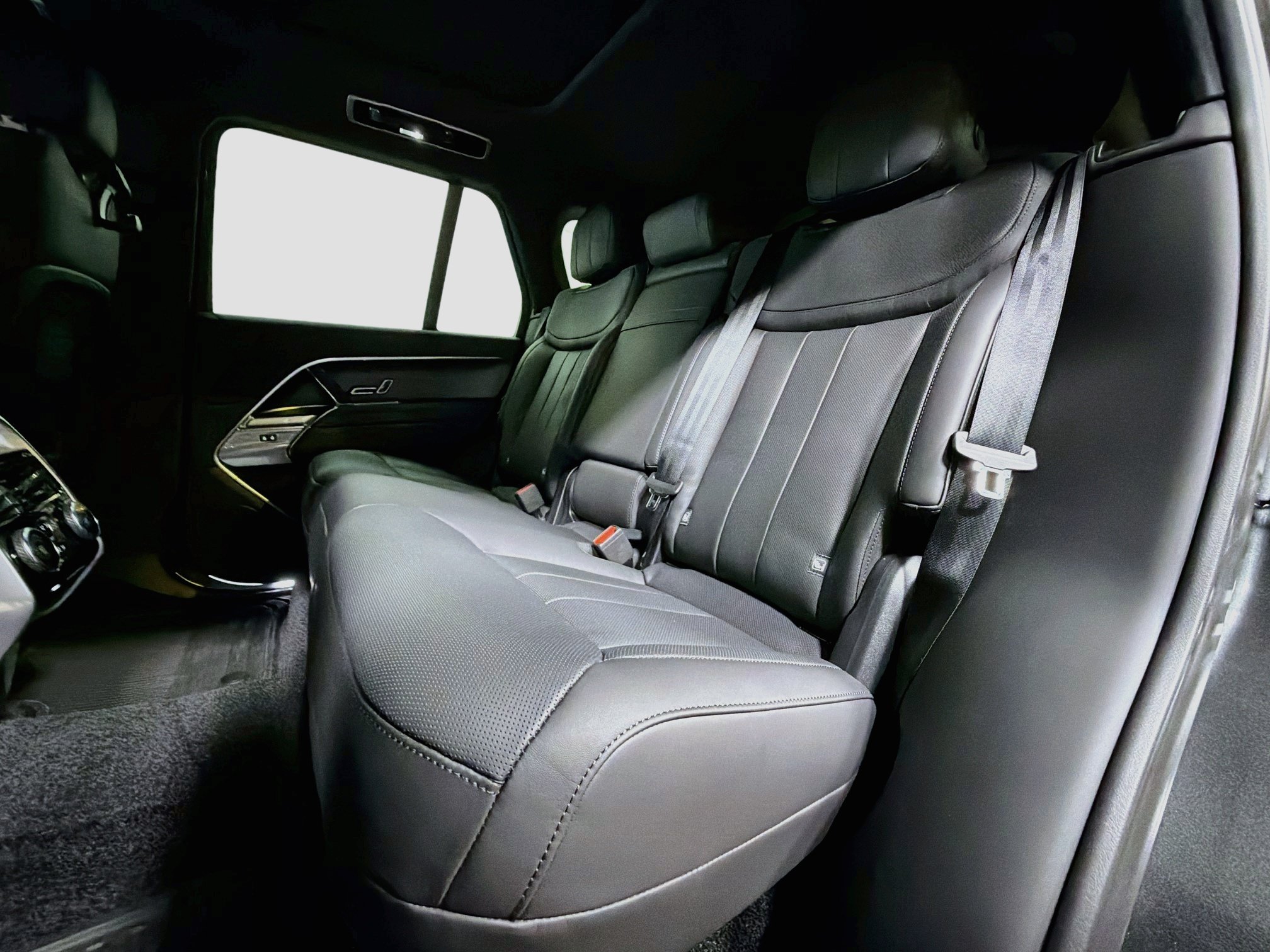 New 2027 Land Rover Range Rover SE AWD/4WD image 22