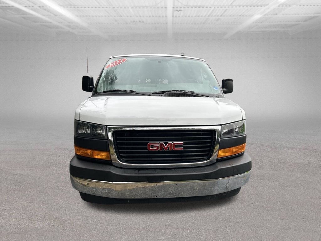 Used 2024 GMC Savana 2500 w/ Driver Convenience Package RWD image 11