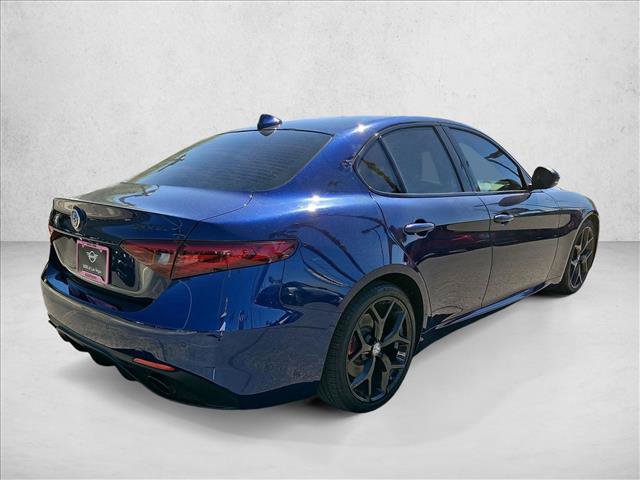 Used 2020 Alfa Romeo Giulia w/ Quick Order Package 22K Sport RWD image 5
