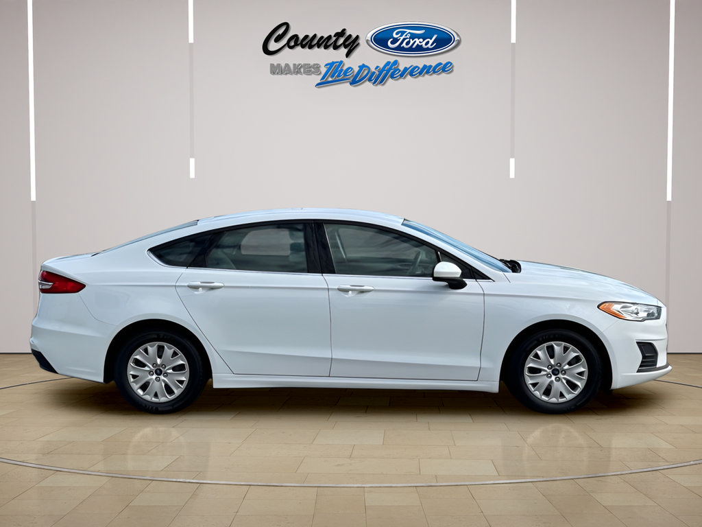 Used 2019 Ford Fusion S FWD image 19