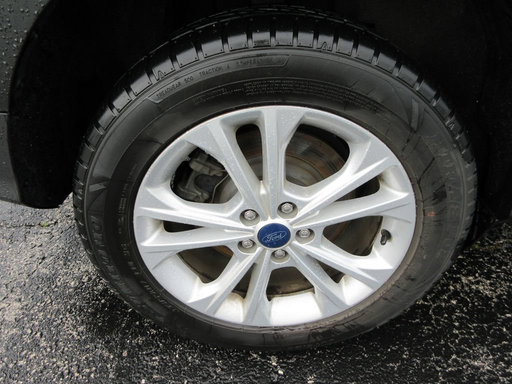 Used 2018 Ford Escape SE AWD/4WD image 9