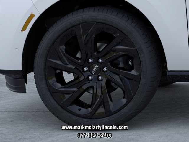 New 2026 Lincoln Navigator L Black Label AWD/4WD image 19