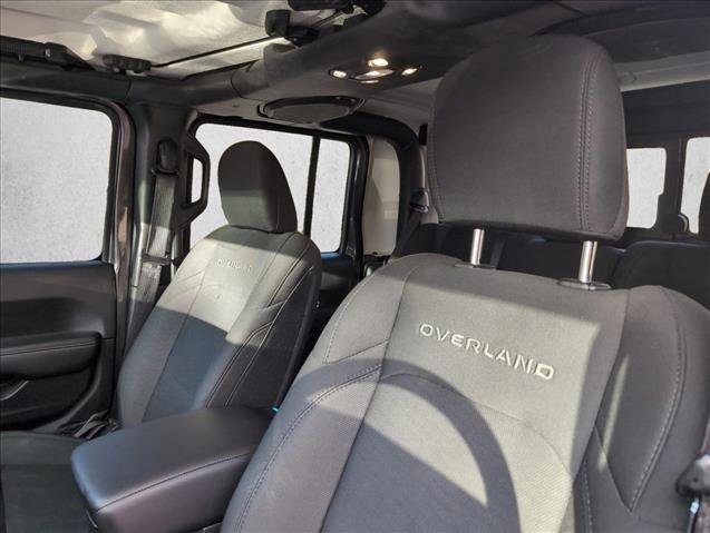 Used 2020 Jeep Gladiator Overland image 9