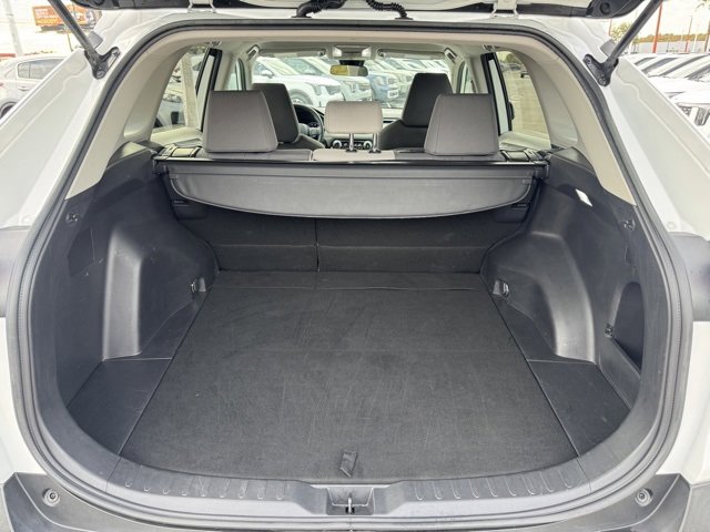 Used 2021 Toyota RAV4 XLE image 9