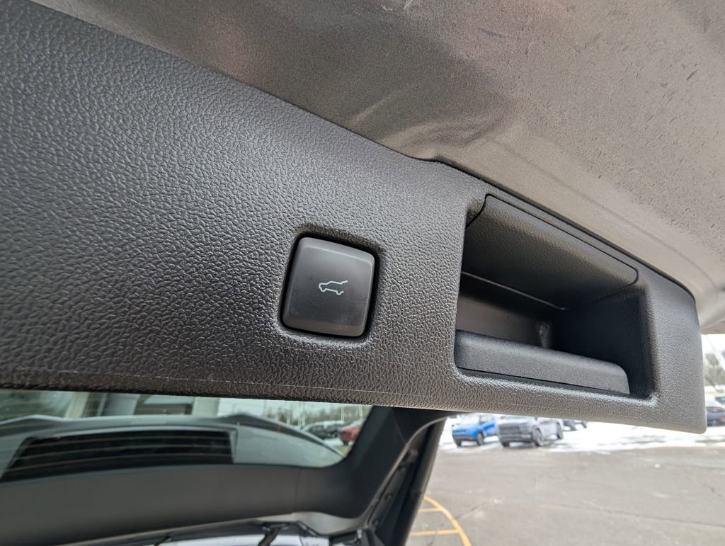 Used 2025 Ford Escape ST-Line Select image 38