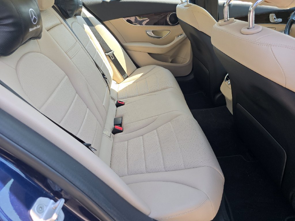 Used 2015 Mercedes-Benz C 300 4MATIC Sedan image 18