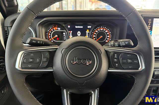 Used 2026 Jeep Wrangler Unlimited Sahara AWD/4WD image 28