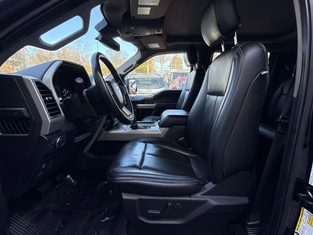 Used 2020 Ford F150 Lariat image 12