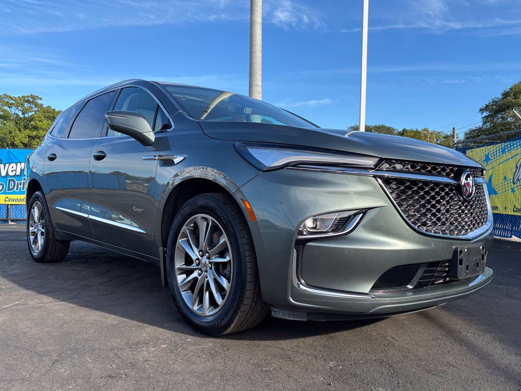 Used 2024 Buick Enclave Avenir AWD/4WD image 37
