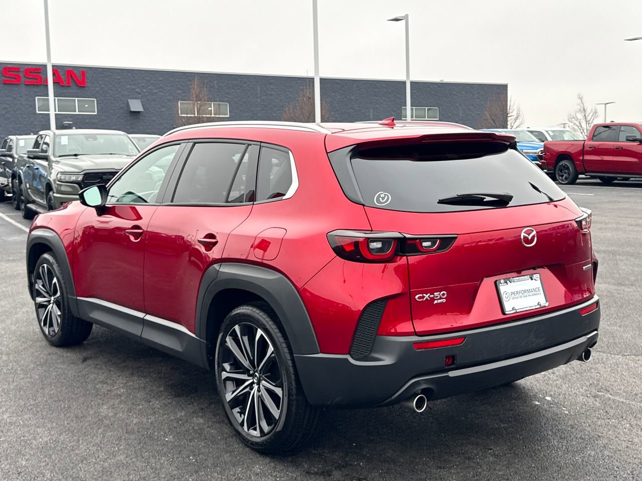 Used 2025 MAZDA CX-50 AWD 2.5 S w/ Premium Plus Pkg image 5