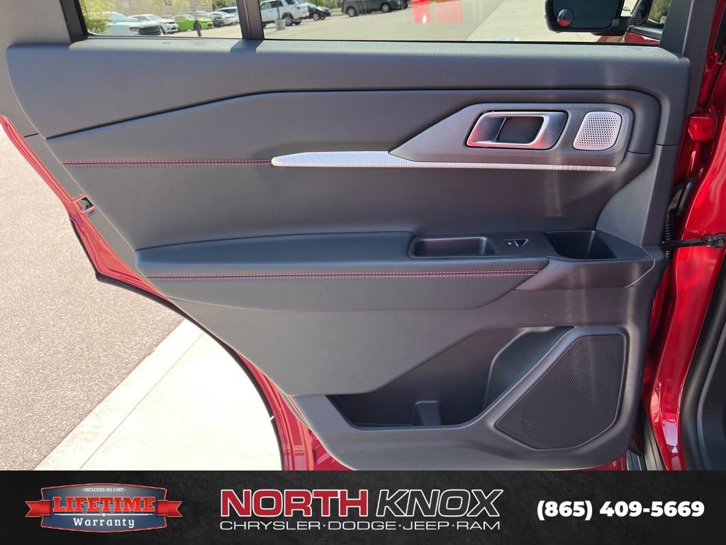Used 2026 Ford Explorer ST w/ Sun And Sound Package AWD/4WD image 18