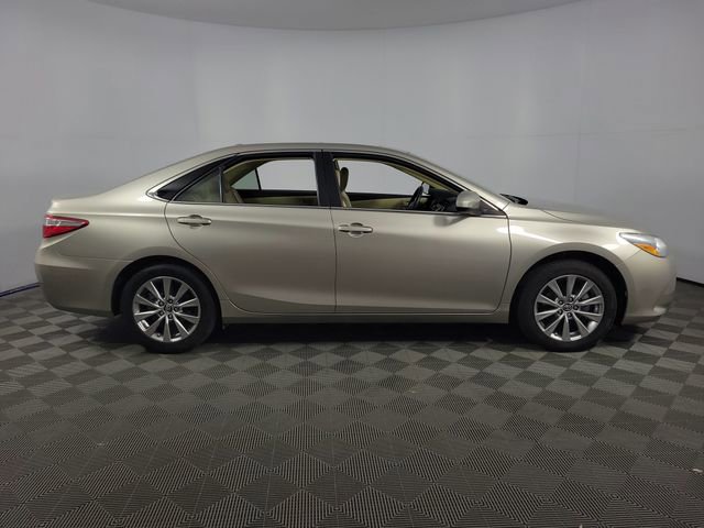 Used 2017 Toyota Camry XLE image 10