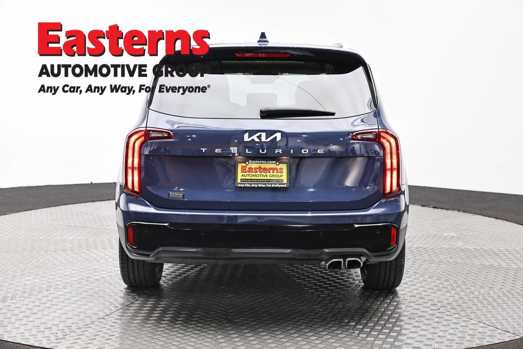 Used 2025 Kia Telluride S FWD image 5