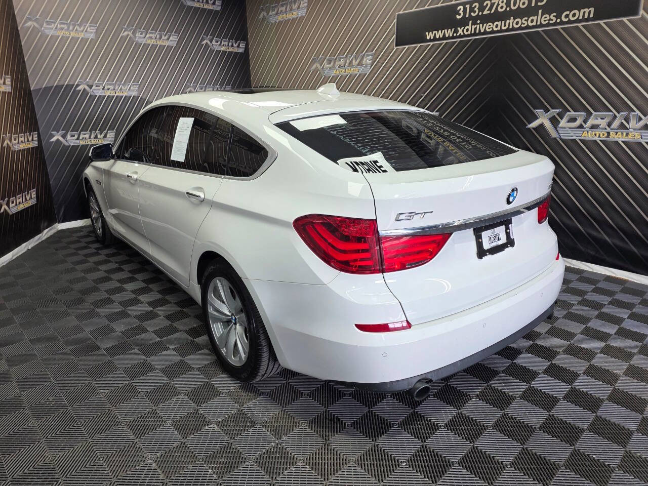 Used 2011 BMW 535i Gran Turismo RWD image 10
