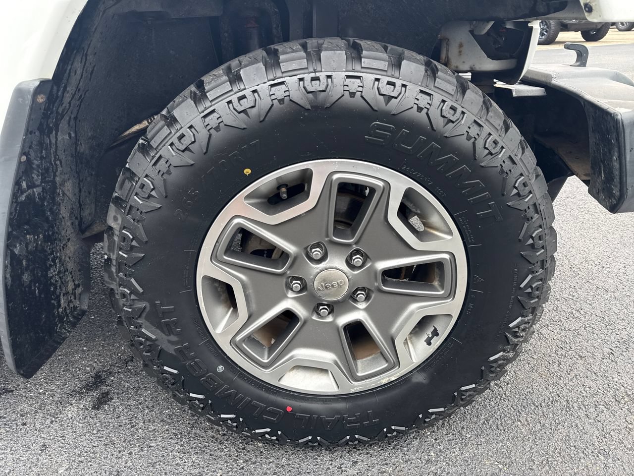 Used 2014 Jeep Wrangler Unlimited Rubicon w/ Connectivity Group AWD/4WD image 9