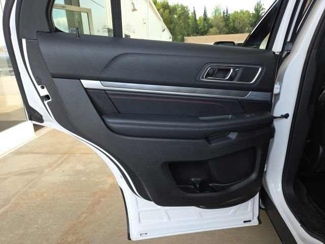 Used 2018 Ford Explorer Sport AWD/4WD image 47