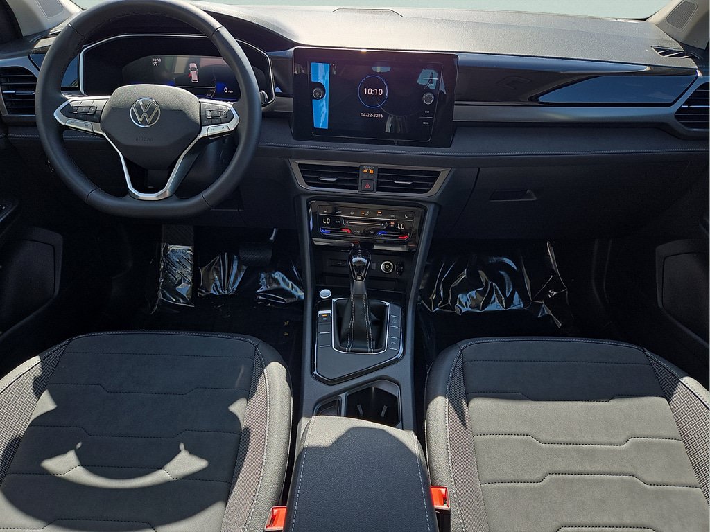 New 2026 Volkswagen Taos SE FWD image 12