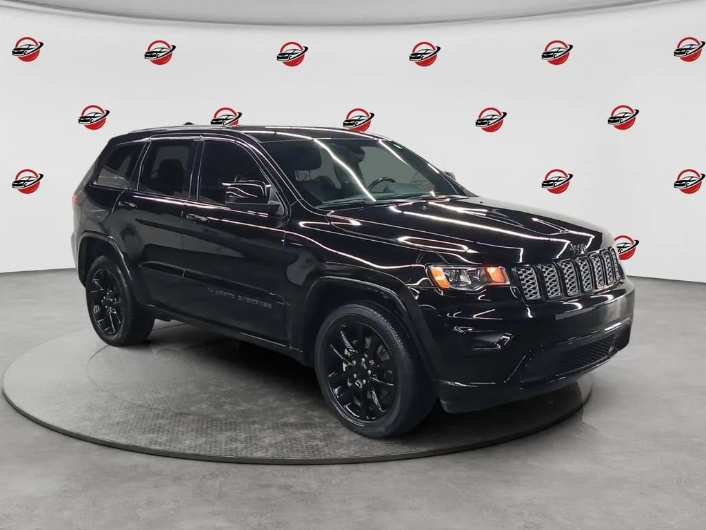 Used 2022 Jeep Grand Cherokee Laredo X RWD image 7