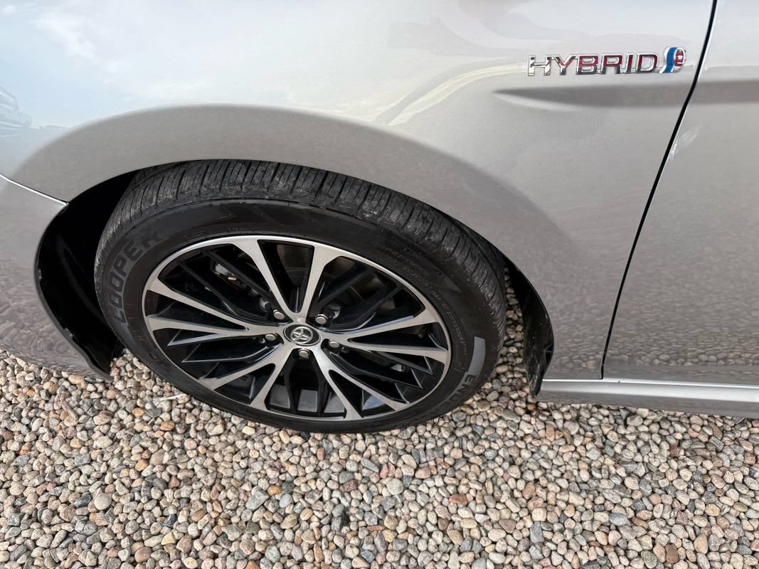 Used 2020 Toyota Camry SE FWD image 33