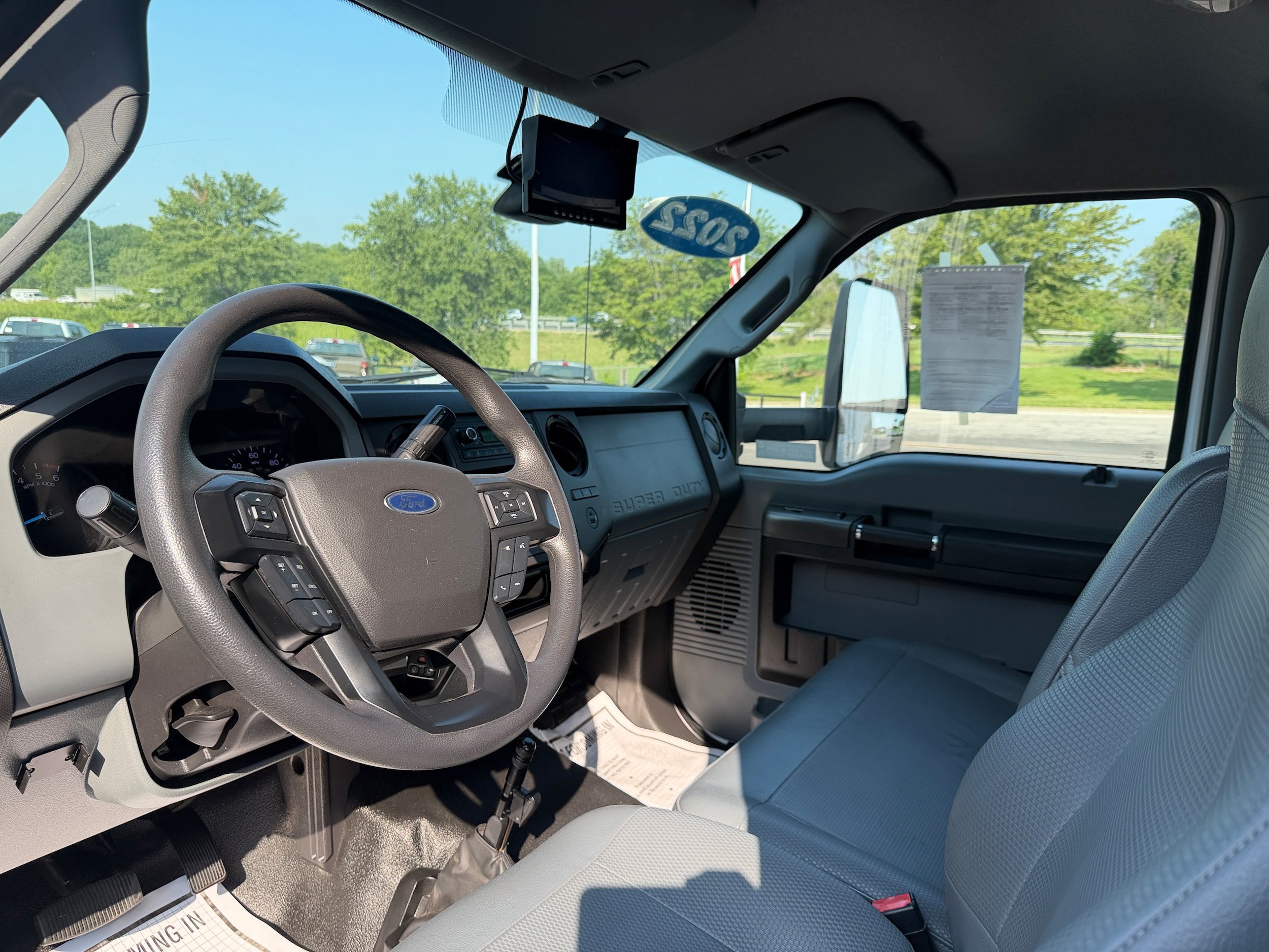 Used 2022 Ford F650 2WD Regular Cab Super Duty image 5