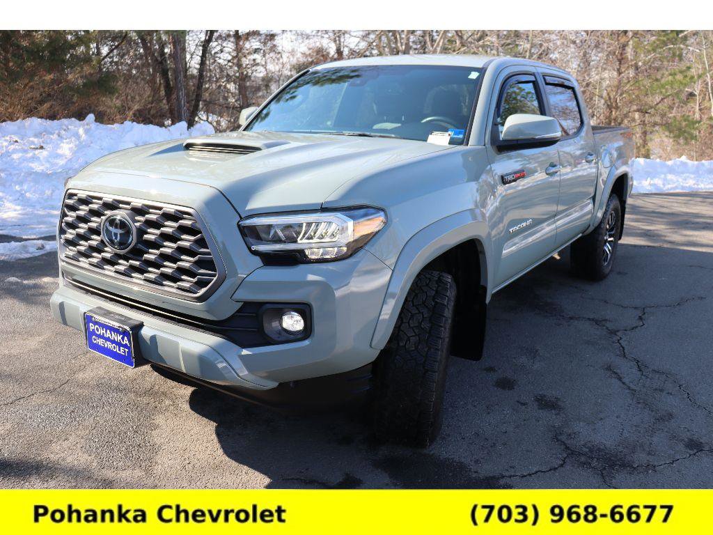 Used 2022 Toyota Tacoma TRD Sport image 3