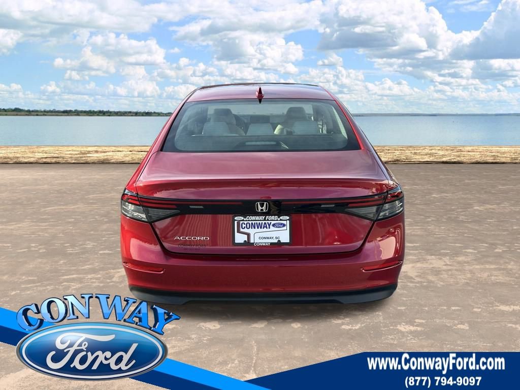 Used 2024 Honda Accord EX image 9