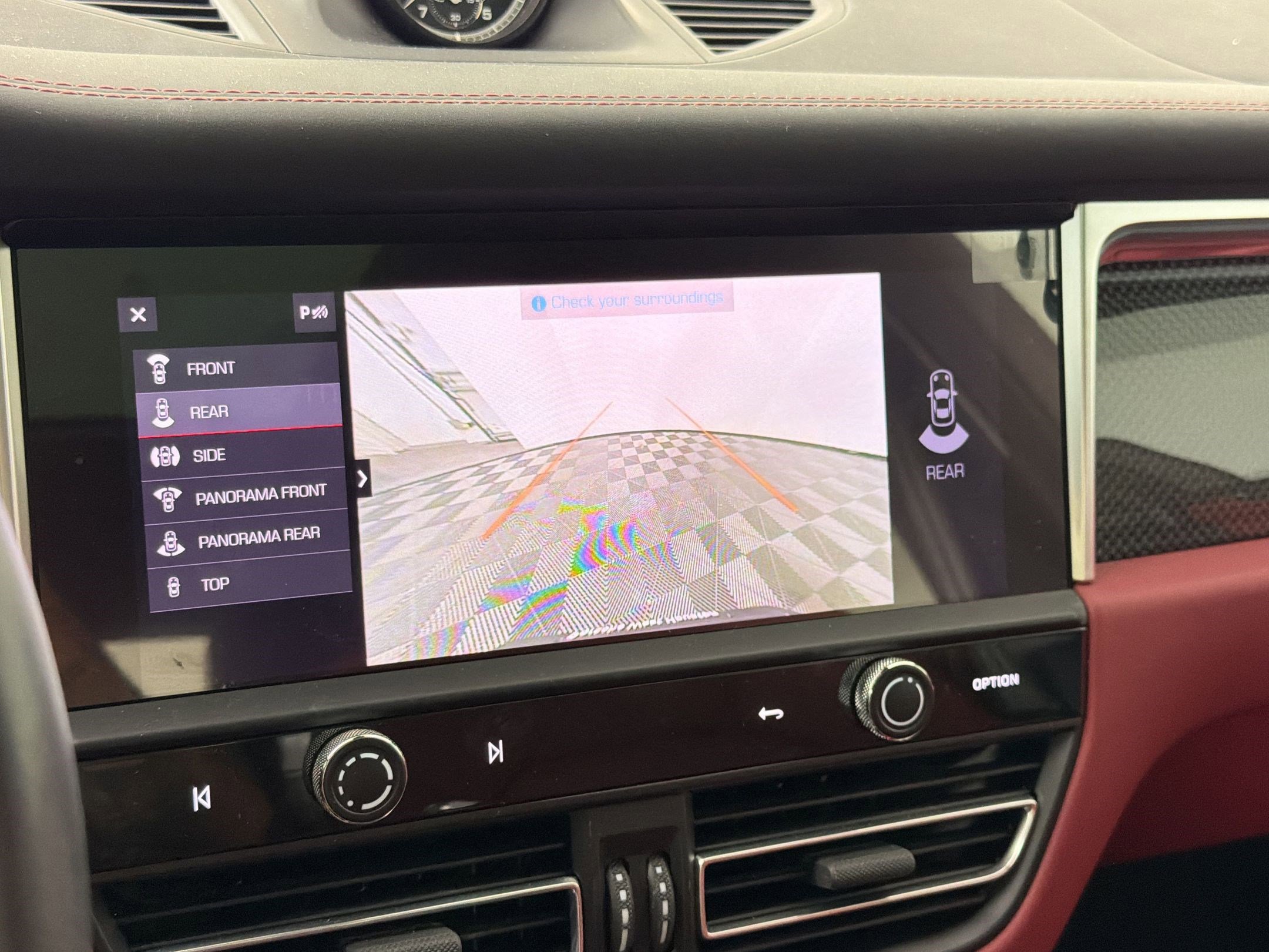 Certified 2022 Porsche Macan S image 25