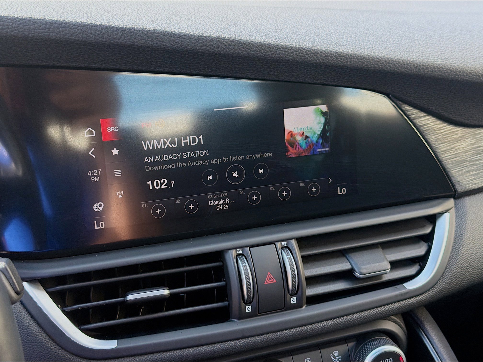 Used 2023 Alfa Romeo Giulia Sprint image 13