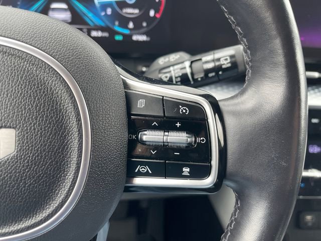 Used 2023 Kia Carnival SX Prestige FWD image 26