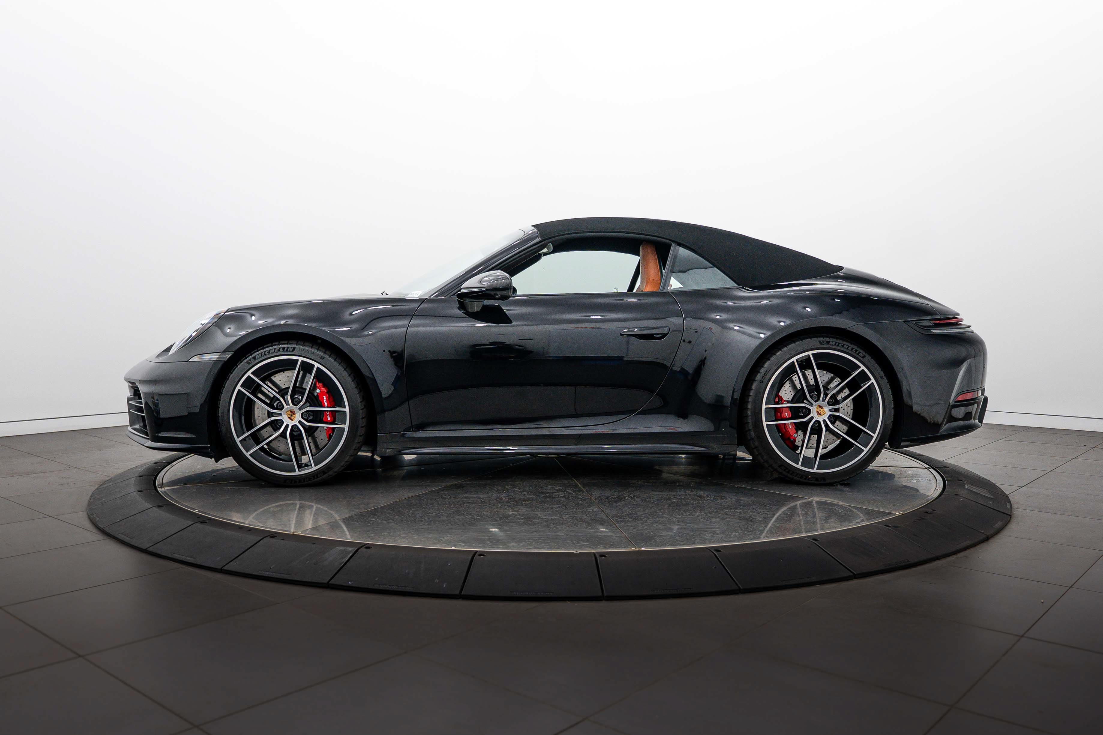 Certified 2026 Porsche 911 Carrera S RWD image 21