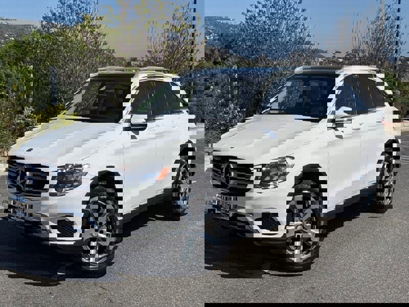 Used 2017 Mercedes-Benz GLC 300 image 1