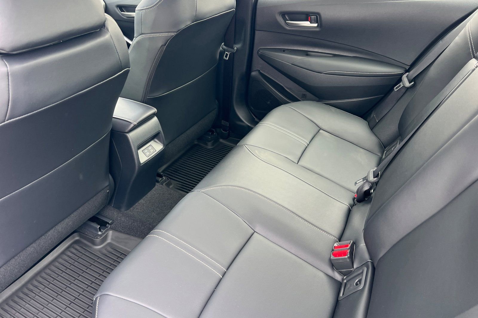 New 2026 Toyota Corolla XLE image 9