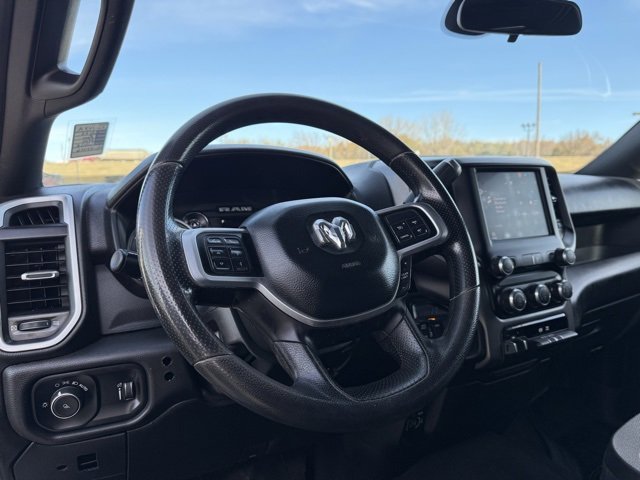 Used 2022 RAM 3500 Big Horn image 15