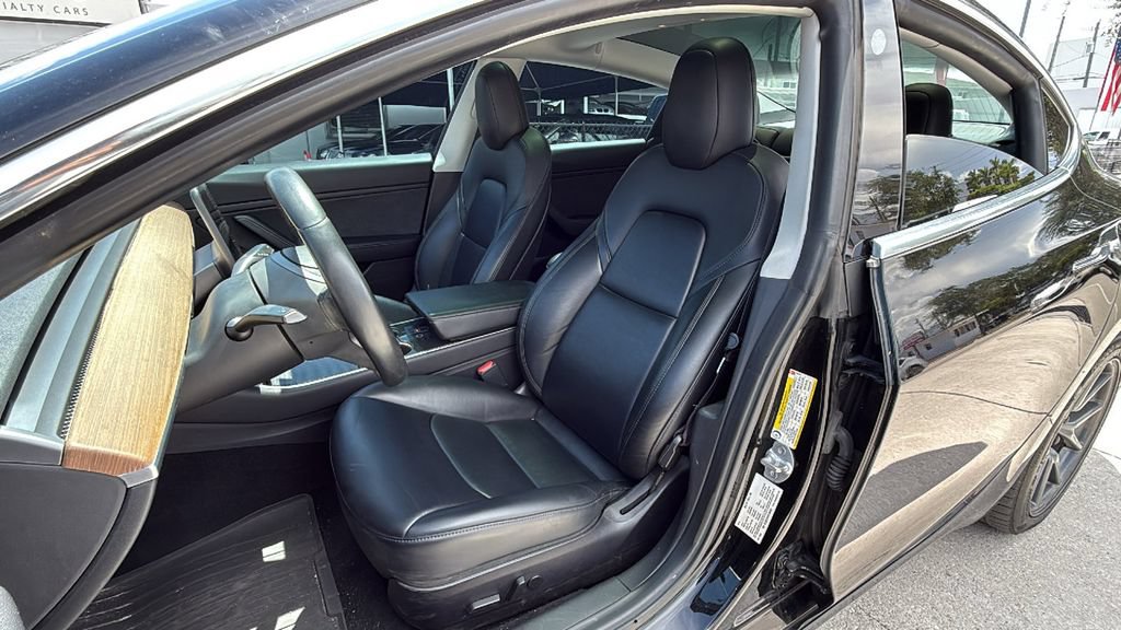 Used 2019 Tesla Model 3 Mid Range RWD image 21