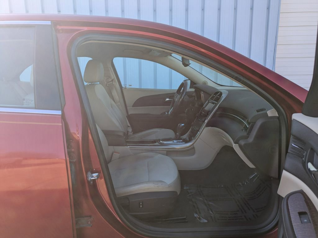 Used 2013 Chevrolet Malibu LT image 16
