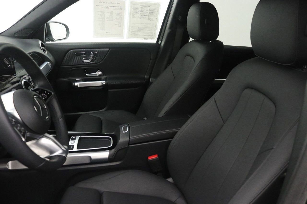 Certified 2026 Mercedes-Benz GLB 250 image 32
