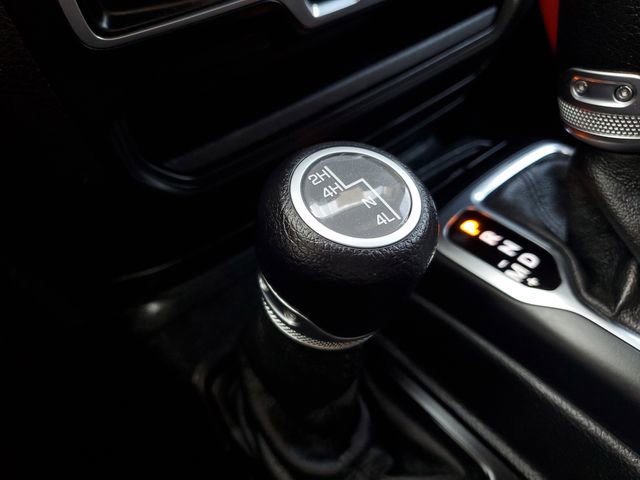 Used 2020 Jeep Wrangler Unlimited Sport image 25