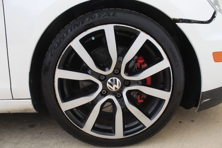 Used 2014 Volkswagen GTI Wolfsburg Edition image 8