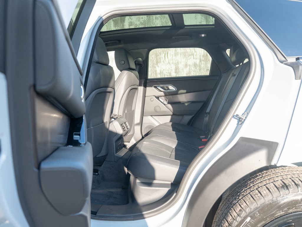 New 2026 Land Rover Range Rover Velar Dynamic SE AWD/4WD image 21