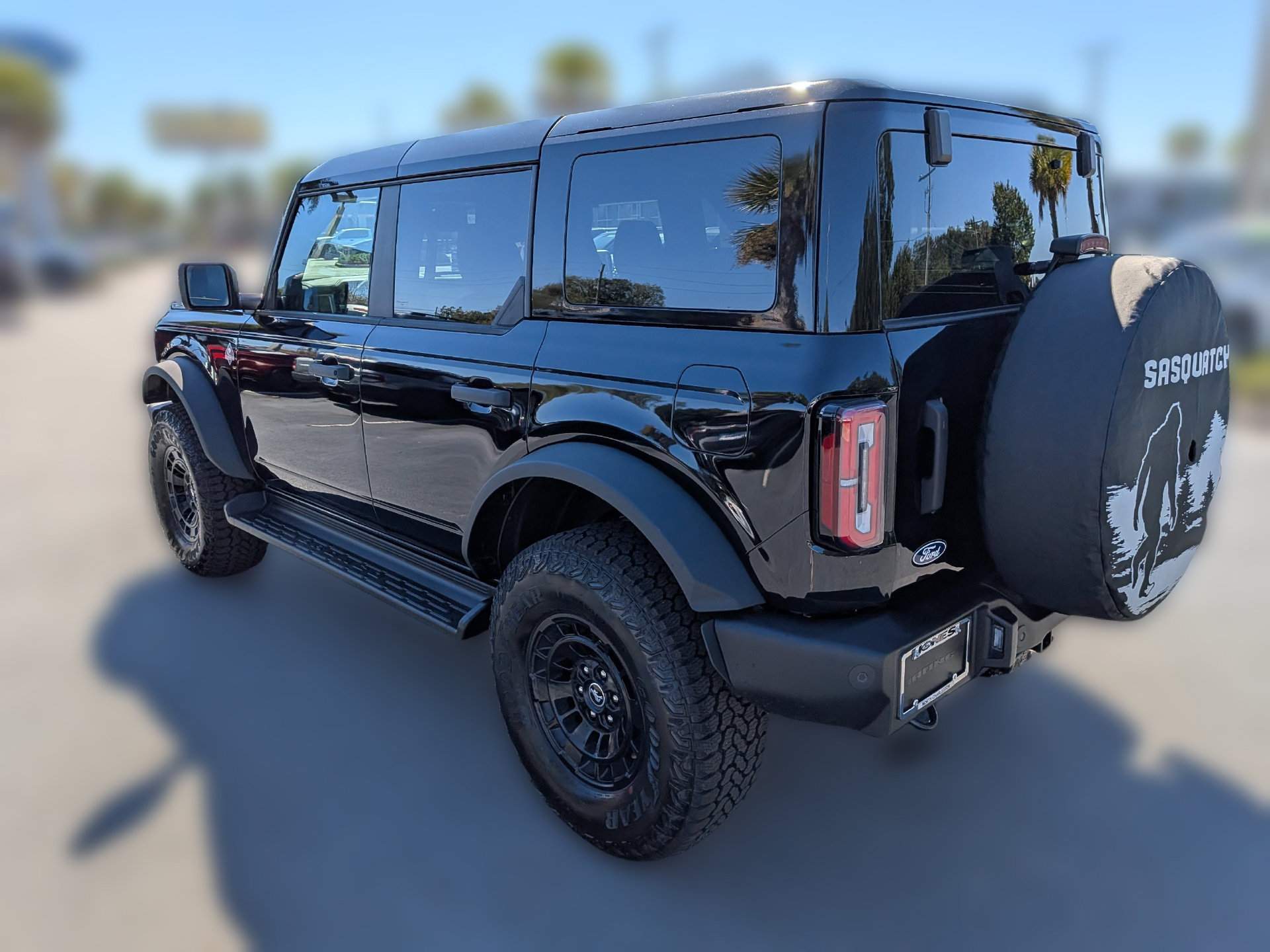 New 2026 Ford Bronco Outer Banks w/ Sasquatch Package AWD/4WD image 7